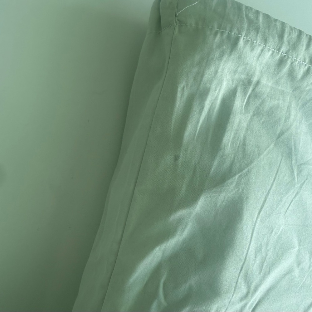 Quince Classic Organic Percale Duvet Cover Set - Picture 13 of 14